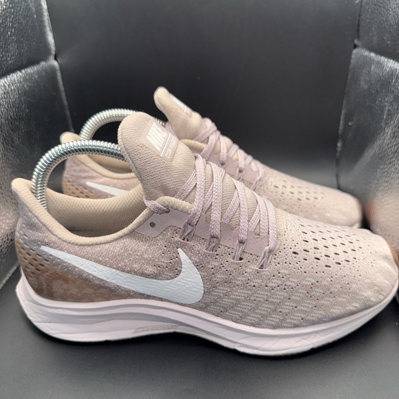 Size 6.5 - Nike Air Zoom Pegasus 35 Particle Rose Women, 942855-605, Clean - Picture 4 of 10